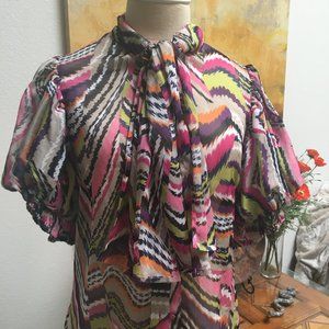 GRACIA  Tie Neck Blouse